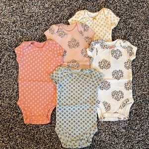 Pack of 5 Newborn Onesies NWOT